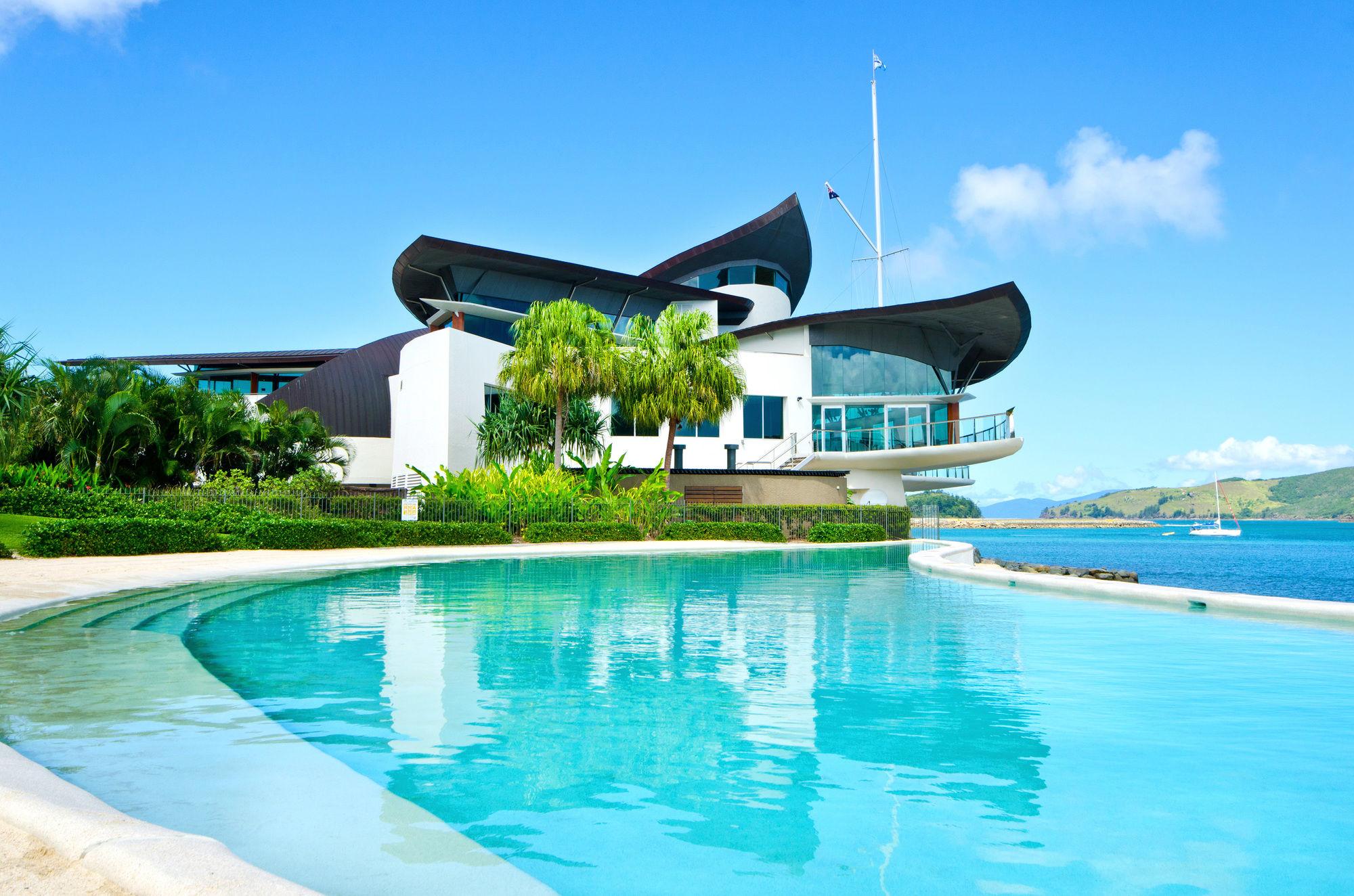 Hamilton Island Holiday Homes Exteriör bild